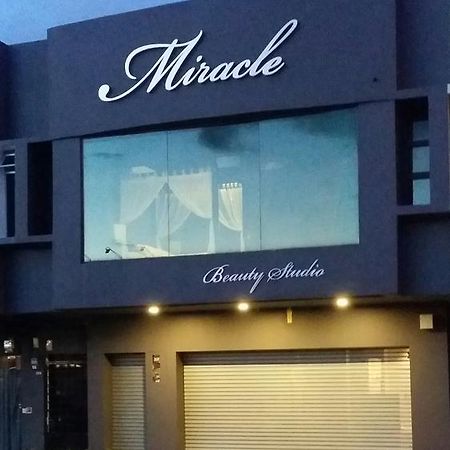 Miracle Suite Ipoh Ngoại thất bức ảnh